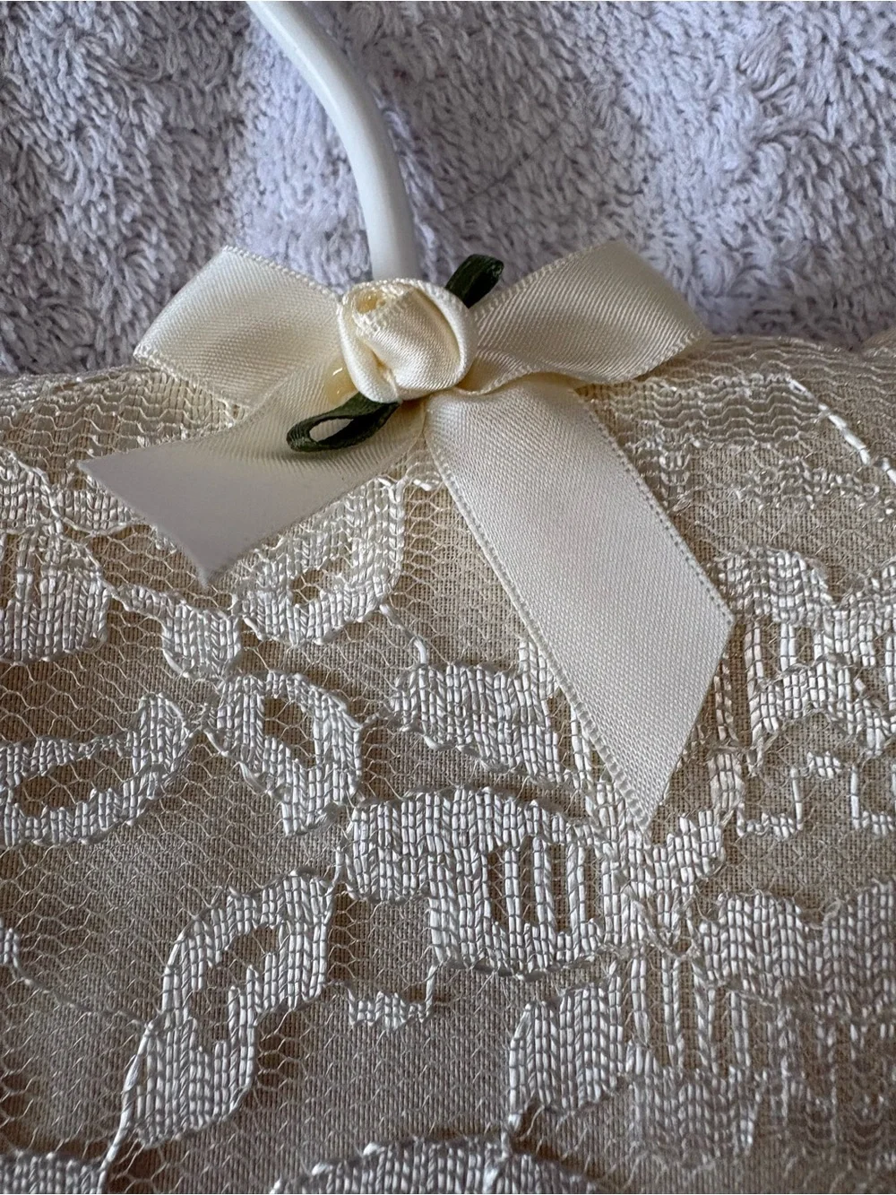 Vintage Satin Padded Hangers & Lingerie Jewelry Travel Organizer Set Pastel